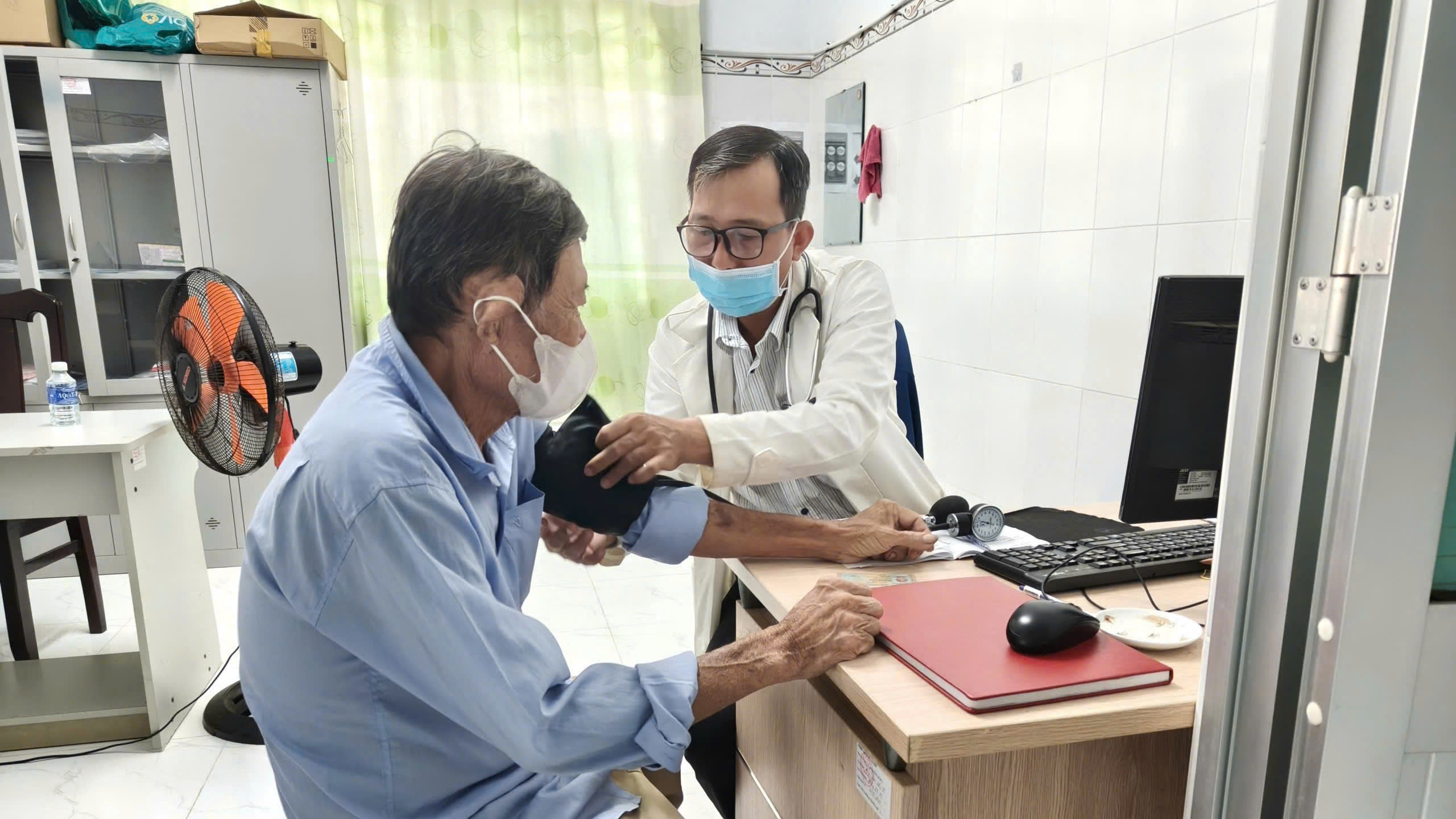 XÃ LƯƠNG HÒA HOÀN THÀNH KHÁM SỨC KHỎE ĐỊNH KỲ, KHÁM SÀNG LỌC MIỄN PHÍ GIAI ĐOẠN 1