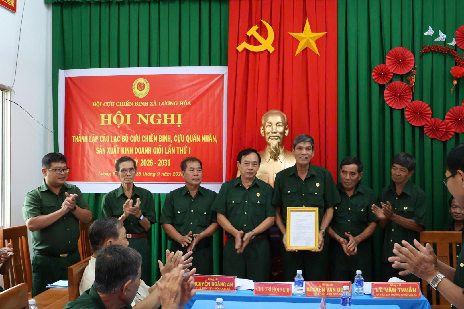 RA MẮT CÂU LẠC BỘ CỰU CHIẾN BINH, CỰU QUÂN NHÂN SẢN XUẤT, KINH DOANH GIỎI XÃ LƯƠNG HÒA
