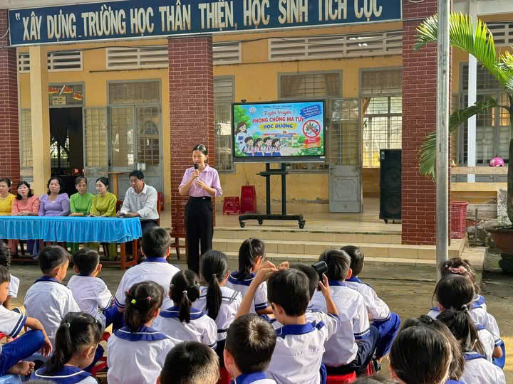 TRƯỜNG TIỂU HỌC MONCADA TUYÊN TRUYỀN PHÒNG, CHỐNG MA TÚY HỌC ĐƯỜNG