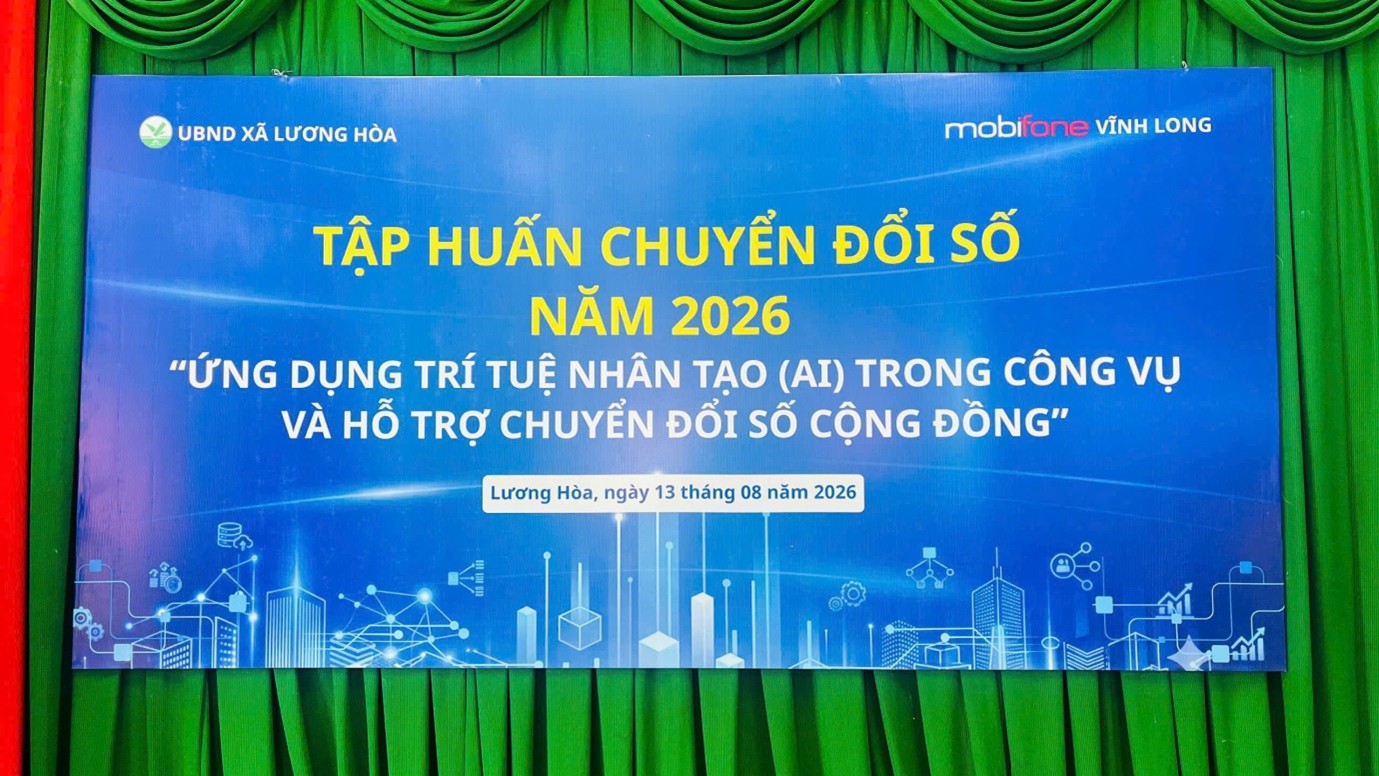 XÃ LƯƠNG HÒA TỔ CHỨC TẬP HUẤN ỨNG DỤNG TRÍ TUỆ NHÂN TẠO TRONG CÔNG VỤ VÀ HỖ TRỢ CHUYỂN ĐỔI SỐ CỘNG ĐỒNG
