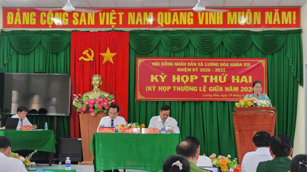 Hội đồng nhân dân xã Lương Hòa khóa XIII tổ chức kỳ họp thứ 2 thông qua 07 Nghị quyết